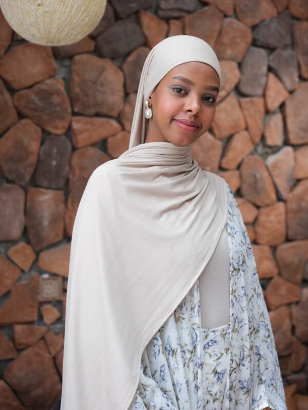 Bodycon Long Sleeves Inner Dress with Matching Hijab - Image 3