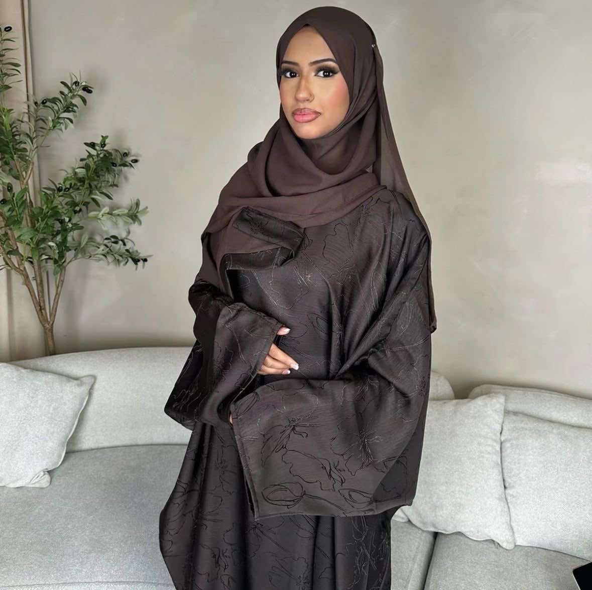 Flower Textured Satin Butterfly Abaya - Image 3