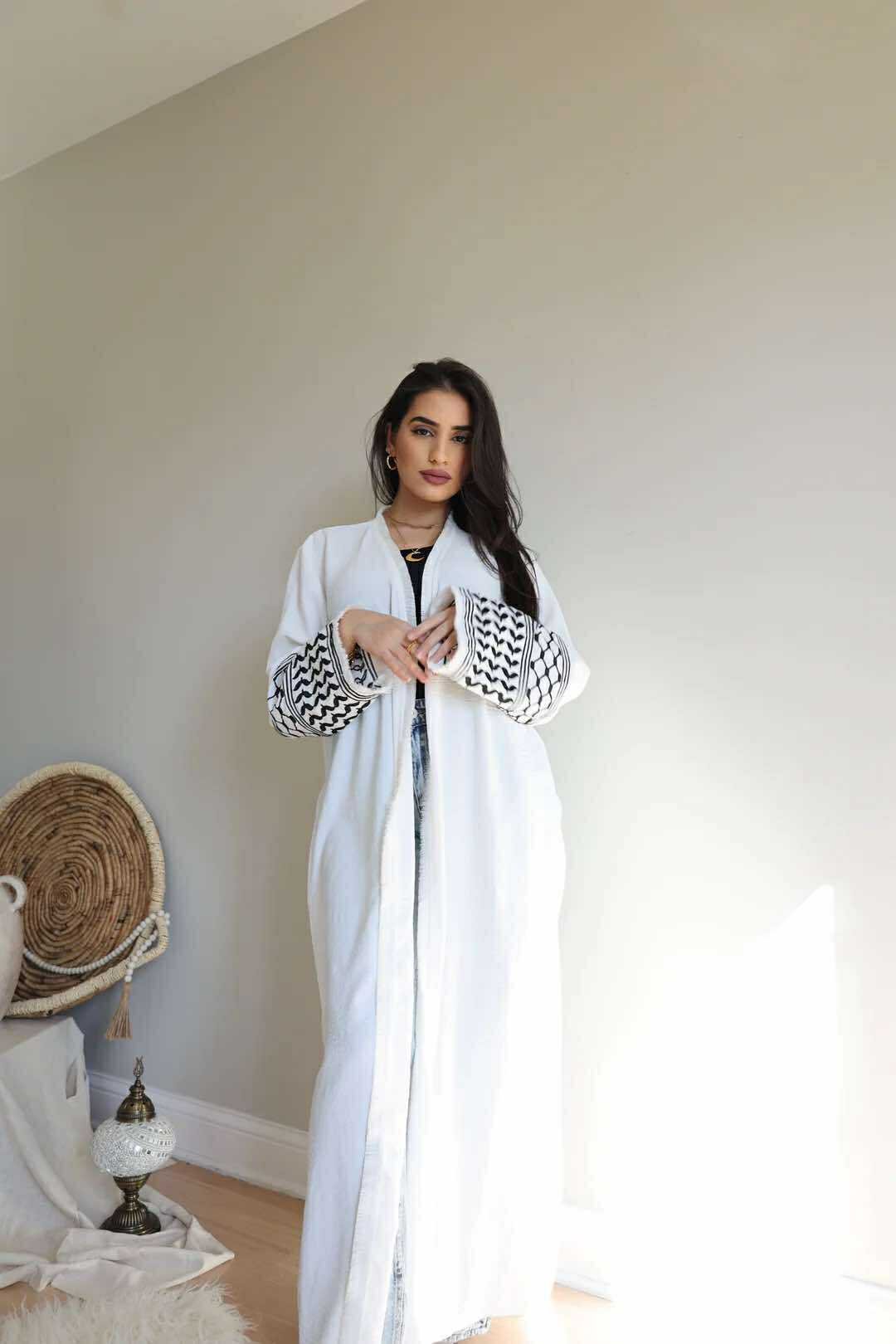 Palestine Tassel Heritage Abaya - Image 3