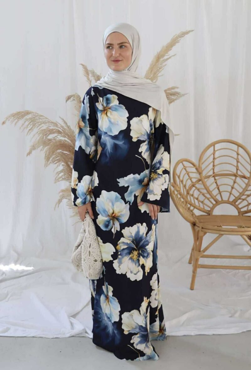 Floral Elegance Maxi Dress - Image 4