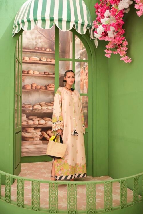 Meadow Bloom Crepe Kaftan – IN STOCK