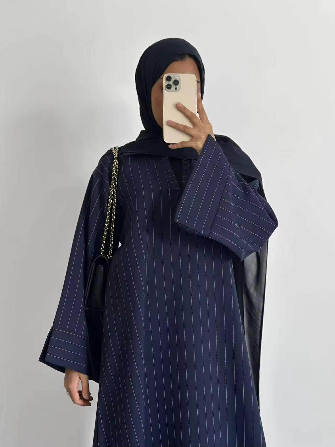 Pinstripe V-Neck Everyday Abaya - Image 8