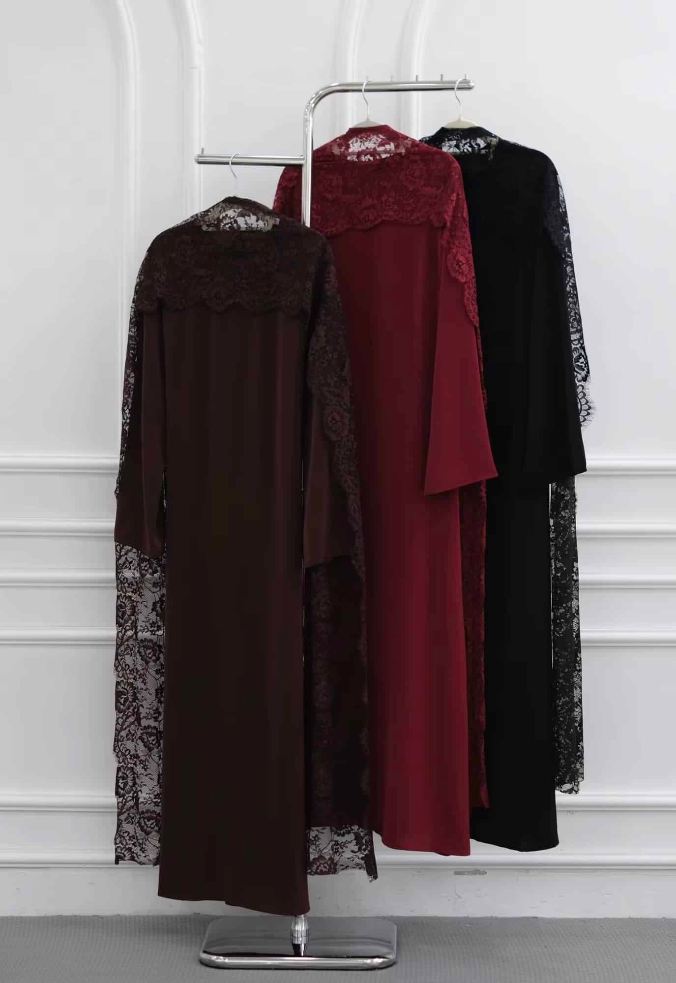 Noirelle Lace Cape Nida Dress - Image 3