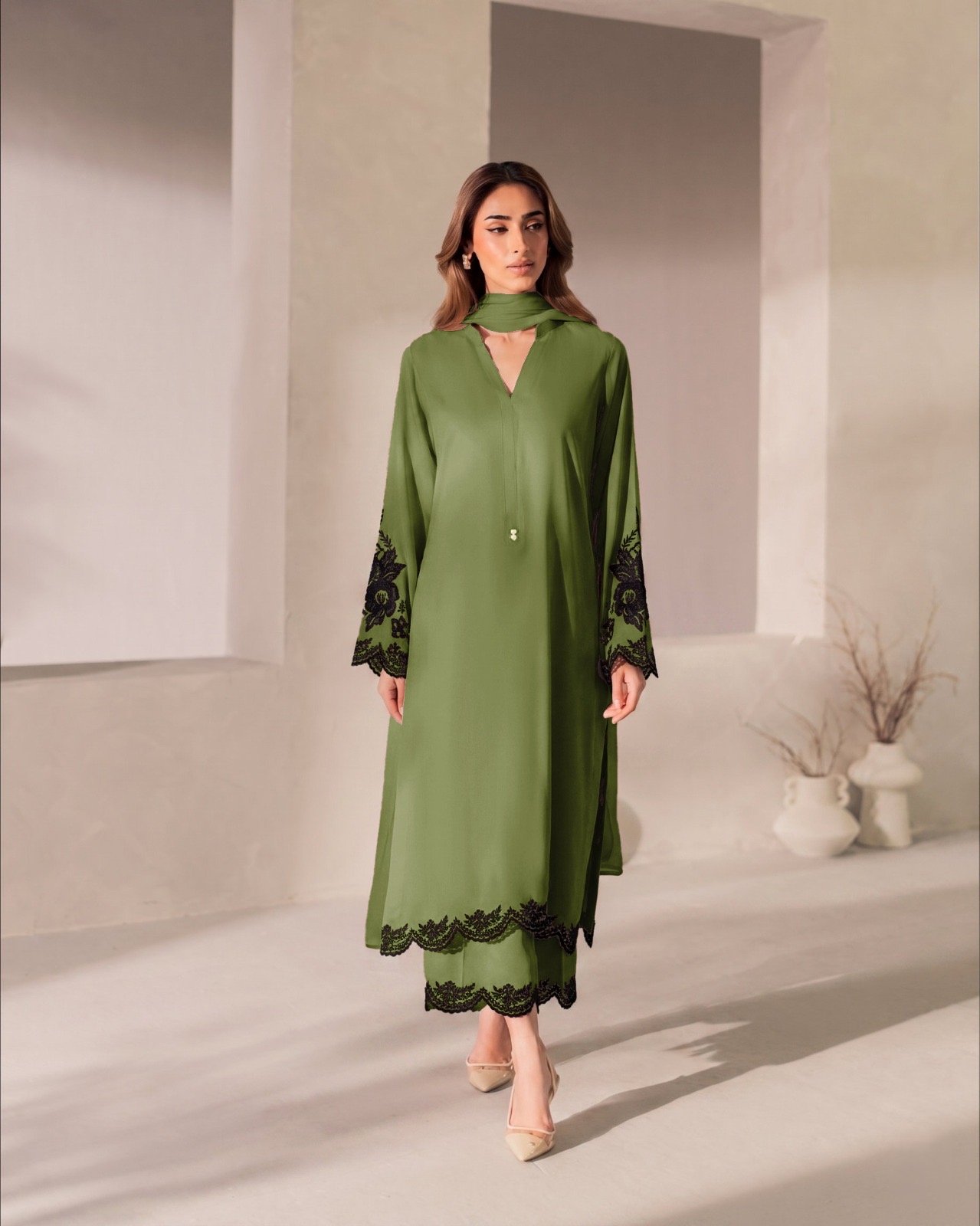 Willow Embroidered 3-Piece Set - IN STOCK - Image 3