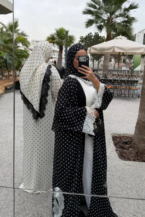 Polka dot Abaya